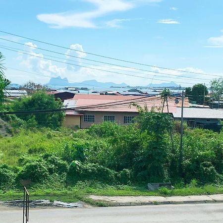 Ae Semporna Guesthouse 极潜旅店 Exterior photo