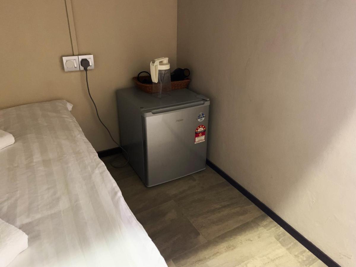 Ae Semporna Guesthouse 极潜旅店 Exterior photo